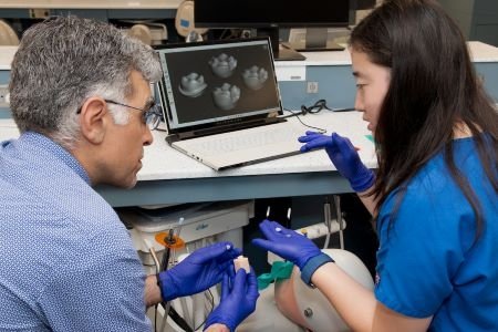 Kaveh Adel, D.D.S., Associate Dean, College of Dental Medicine-Illinois reviews 3D printed materials